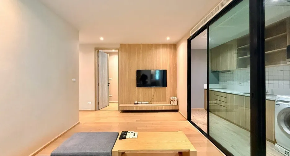 For rent 2 bedrooms condo in Watthana, Bangkok