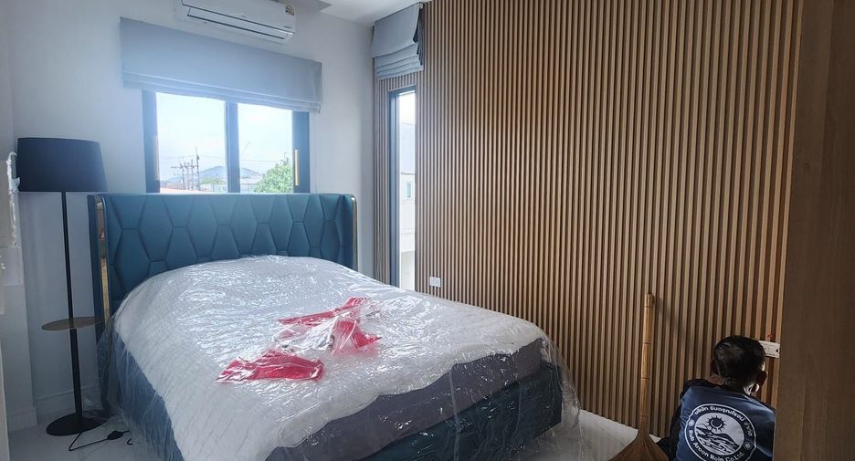 For sale 5 bedrooms house in Mueang Phuket, Phuket