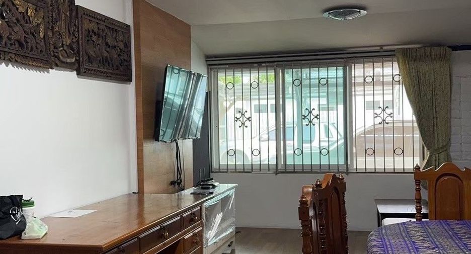 Haus zur Miete mit 5 Zimmer in Kathu, Phuket