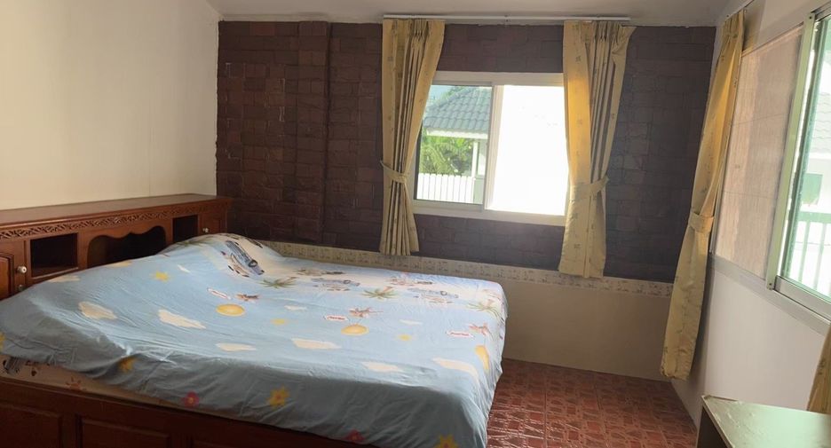 Haus zur Miete mit 5 Zimmer in Kathu, Phuket
