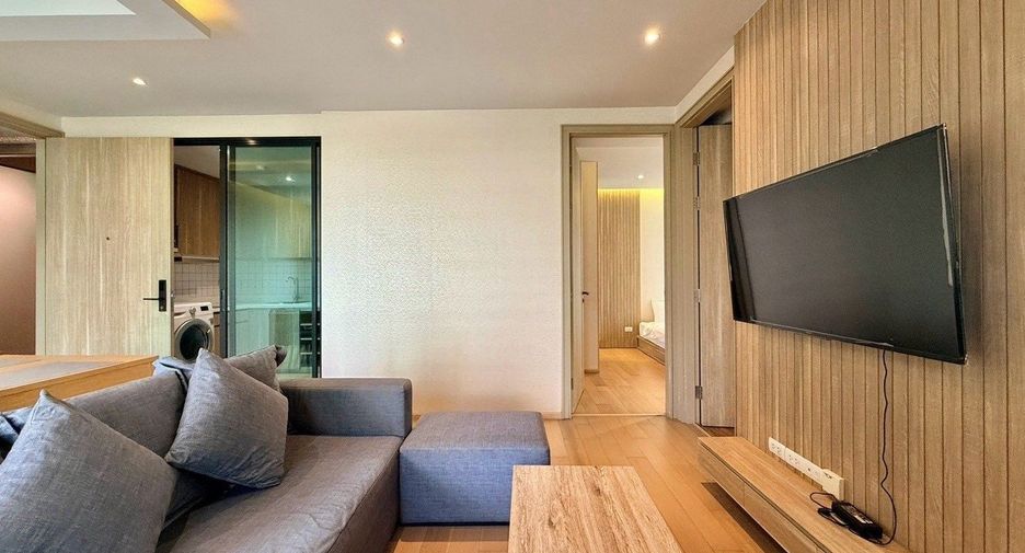For rent 2 bedrooms condo in Watthana, Bangkok