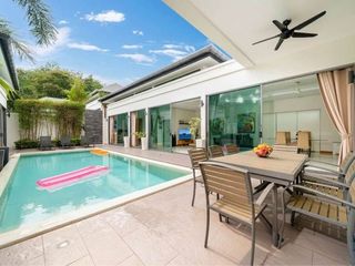For sale 3 bedrooms villa in Mueang Phuket, Phuket