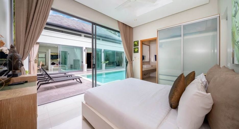 For sale 3 bedrooms villa in Mueang Phuket, Phuket