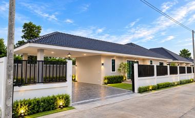 Villa zum Kauf mit 3 Zimmer in Hua Hin, Prachuap Khiri Khan