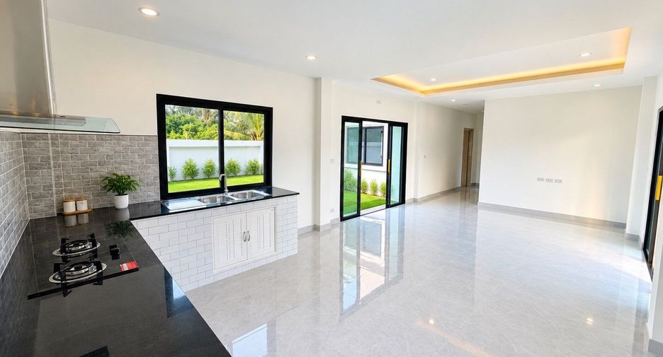 For sale 3 bedrooms villa in Hua Hin, Prachuap Khiri Khan