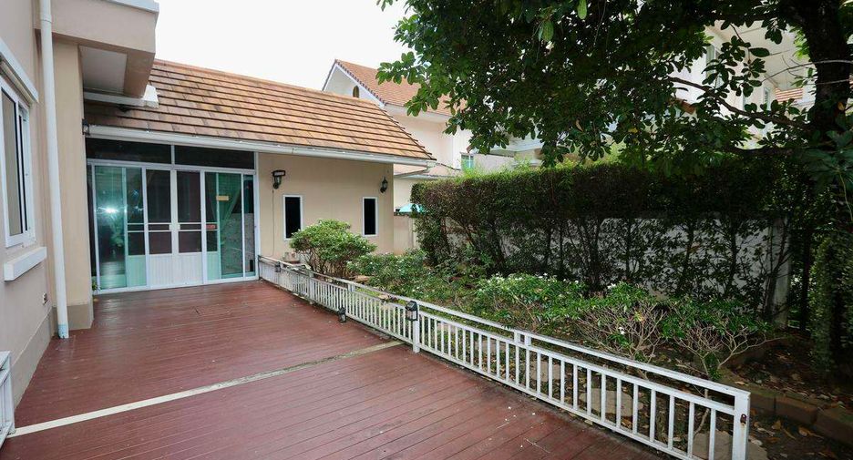 出租 3 卧室 独立屋 在 San Kamphaeng, Chiang Mai