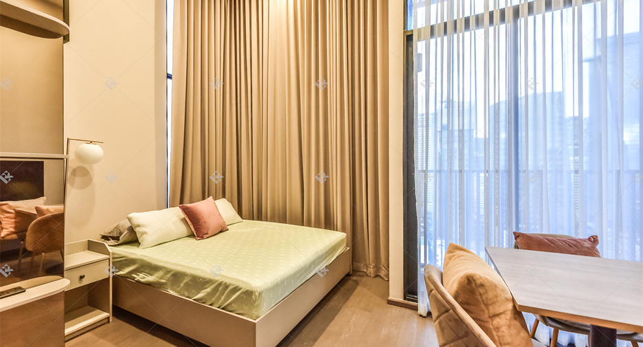 For rent 2 bedrooms condo in Ratchathewi, Bangkok