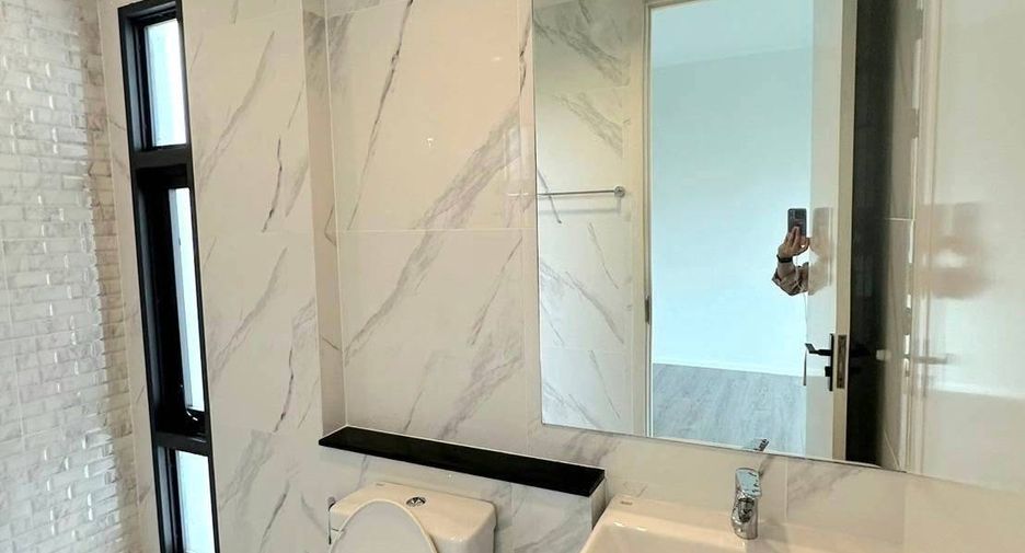 For sale 4 ベッドルーム condo in Prawet, Bangkok