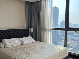 Продажа 3 спальни кондо в Ратчатхещи, Бангкок