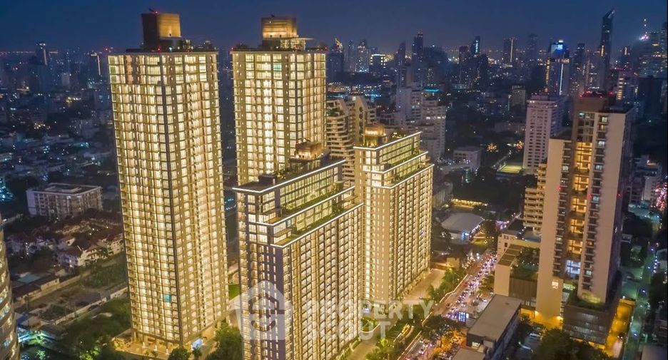 For sale 2 ベッドルーム condo in Watthana, Bangkok