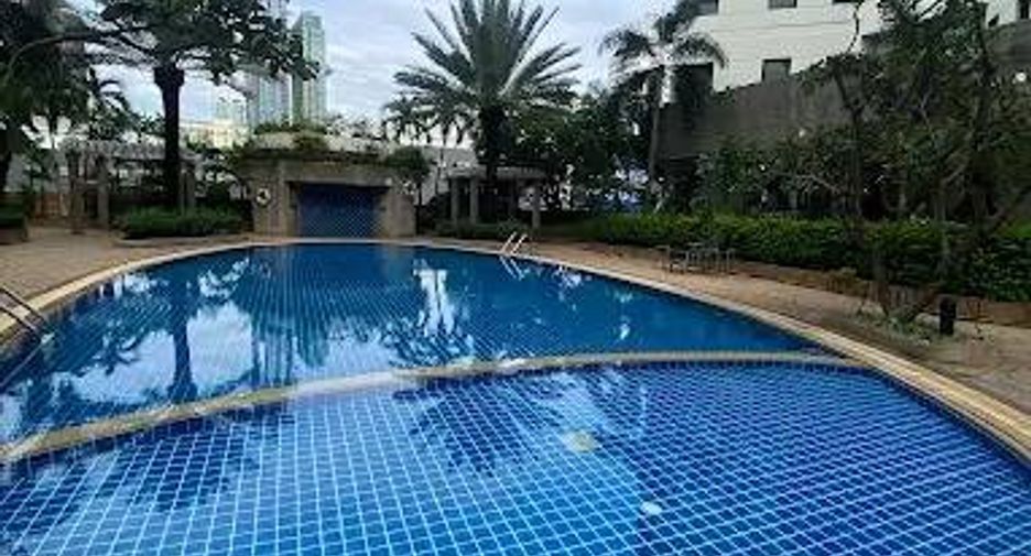 For sale 3 bedrooms condo in Pathum Wan, Bangkok