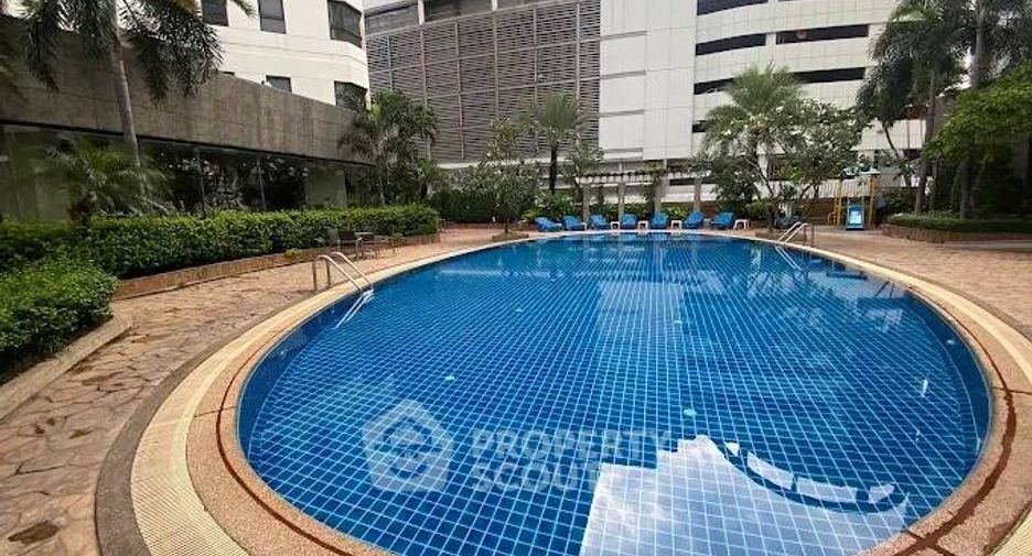 For sale 3 bedrooms condo in Pathum Wan, Bangkok