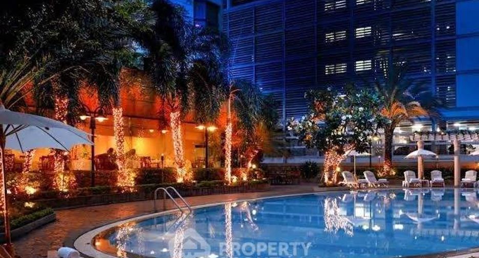 For sale 3 bedrooms condo in Pathum Wan, Bangkok