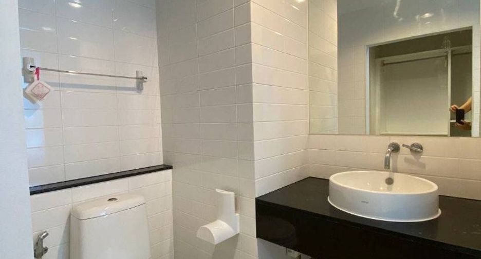 Продажа 1 кровать кондо в Кхлонг Сан, Бангкок