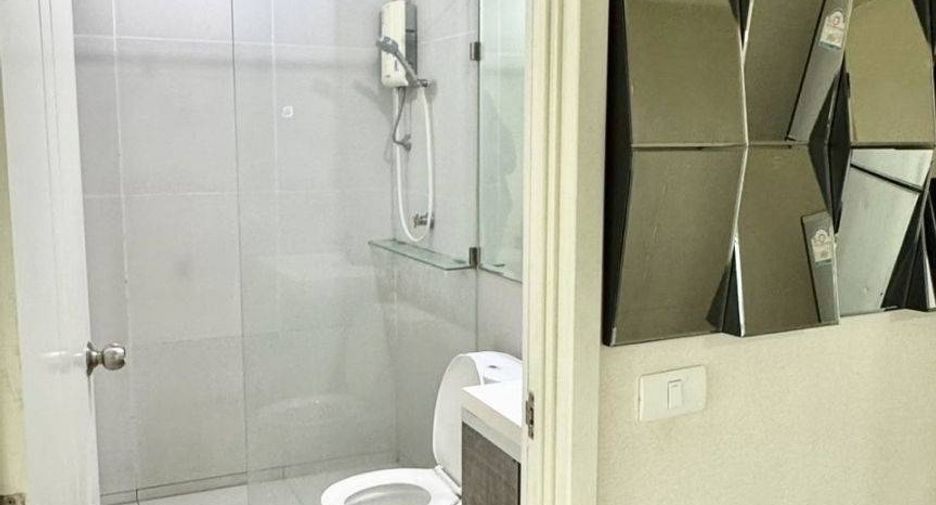 À vendre 1 chambre condo à Watthana, Bangkok