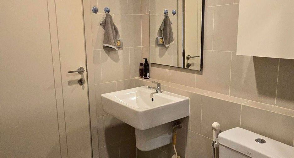 Продажа 2 спальни кондо в Банг Капи, Бангкок