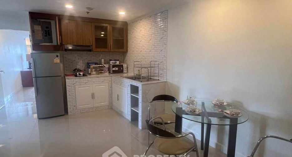 For sale 2 ベッドルーム condo in Watthana, Bangkok