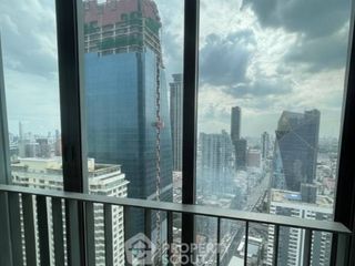 Продажа 2 спальни кондо в Ратчатхещи, Бангкок