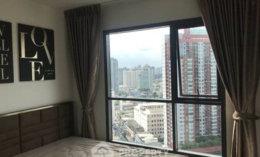Wohnung zum Kauf mit 1 Zimmer in Khlong Toei, Bangkok
