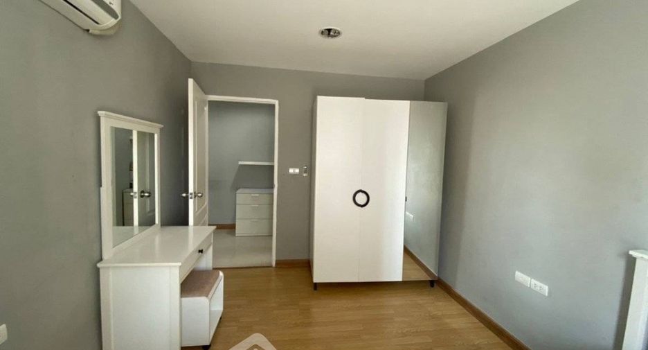 Wohnung zur Miete mit 2 Zimmer in Phra Khanong, Bangkok