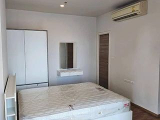 For rent 2 bedrooms condo in Khlong San, Bangkok