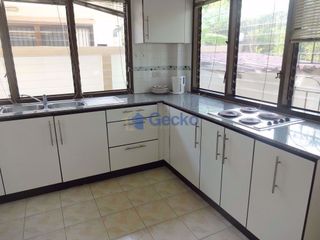For rent and for sale 3 bedrooms house in Bang Lamung, Chonburi