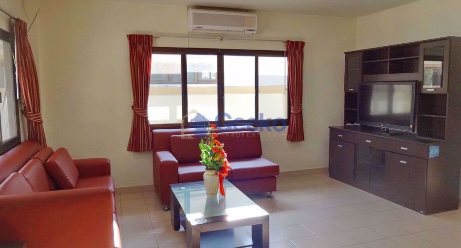 À louer et à vendre 3 chambres maison à Jomtien, Pattaya
