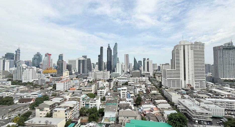 For rent 1 bed condo in Bang Rak, Bangkok