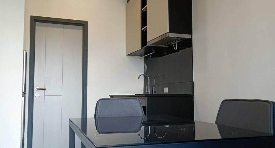 Condo en alquiler de 1 habitaciones en Huai Khwang, Bangkok