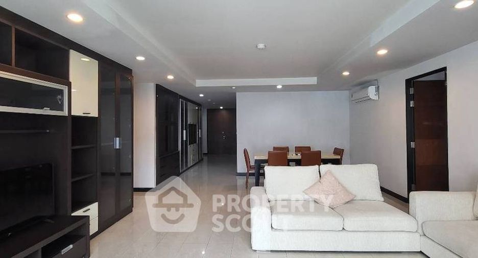 Condo en alquiler de 3 habitaciones en Watthana, Bangkok