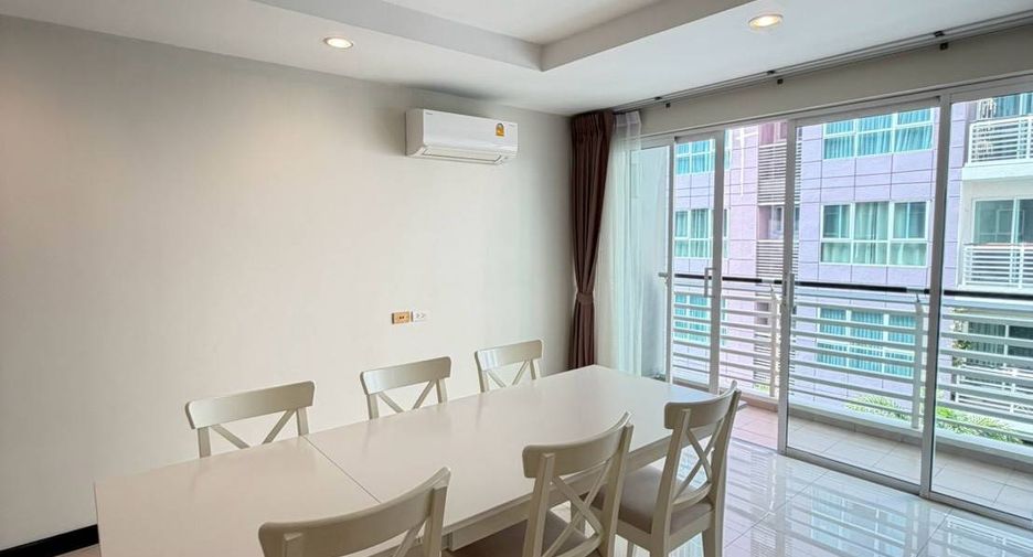 Condo en alquiler de 3 habitaciones en Watthana, Bangkok