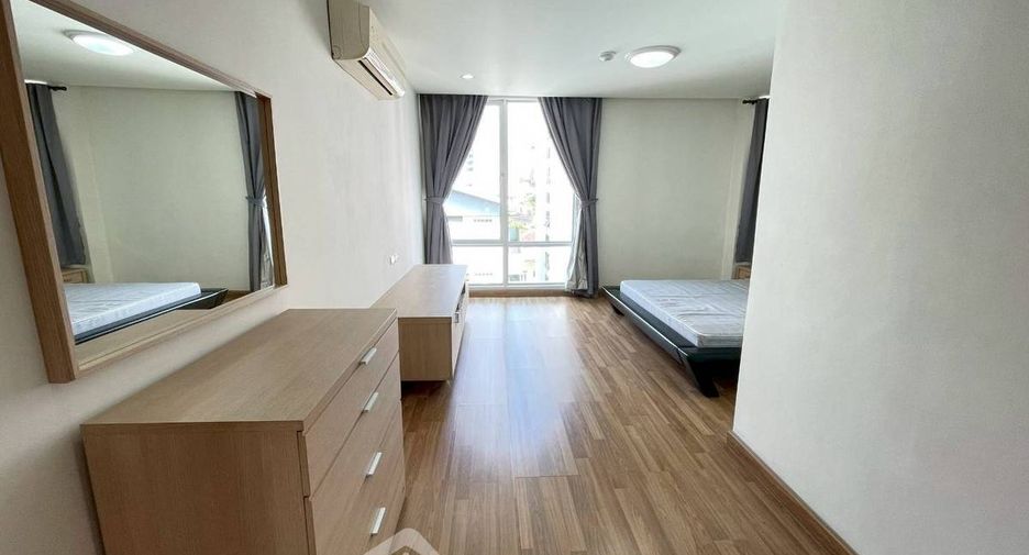 Apartment zur Miete mit 3 Zimmer in Khlong Toei, Bangkok