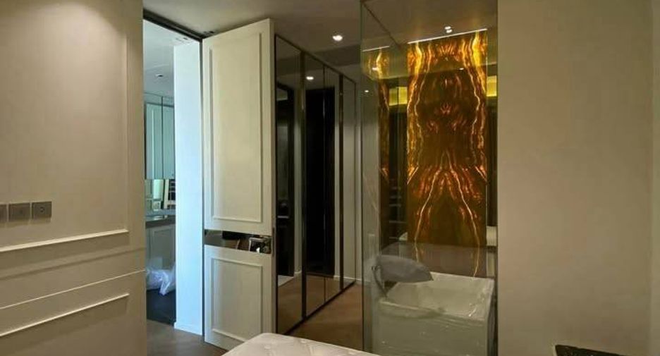 For rent 1 bed condo in Pathum Wan, Bangkok