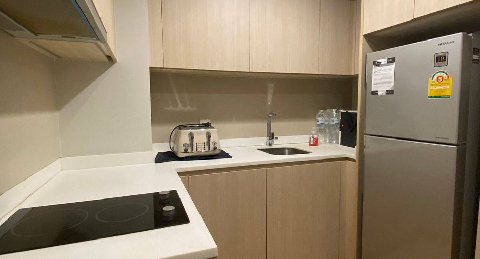 For rent 2 bedrooms condo in Ratchathewi, Bangkok