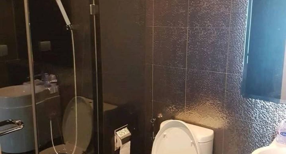Wohnung zur Miete mit 1 Zimmer in Khlong Toei, Bangkok