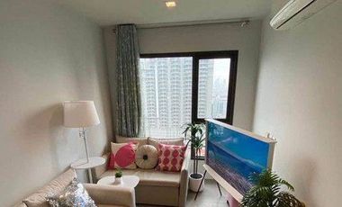 For rent 1 bed condo in Huai Khwang, Bangkok