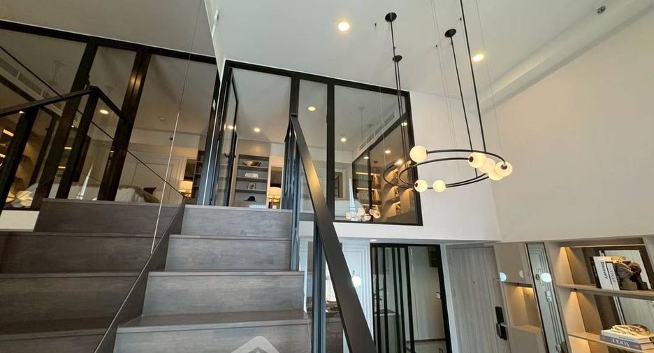 For rent 2 bedrooms condo in Ratchathewi, Bangkok