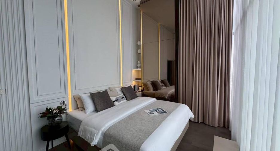 For rent 2 bedrooms condo in Ratchathewi, Bangkok