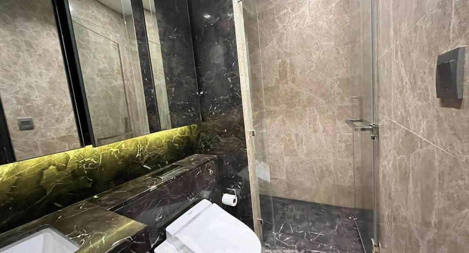 À louer 1 chambre condo à Pathum Wan, Bangkok