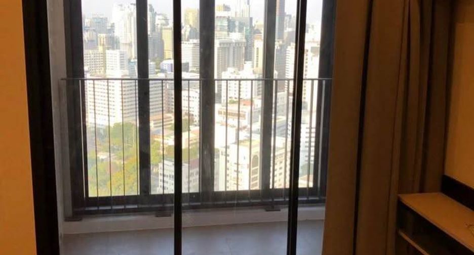 For rent 1 bed condo in Bang Rak, Bangkok