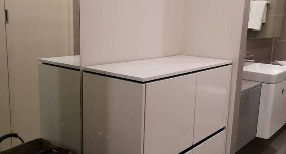 For rent 1 bed condo in Pathum Wan, Bangkok