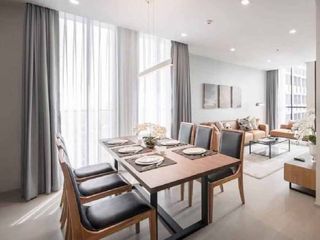 Condo en alquiler de 3 habitaciones en Pathum Wan, Bangkok