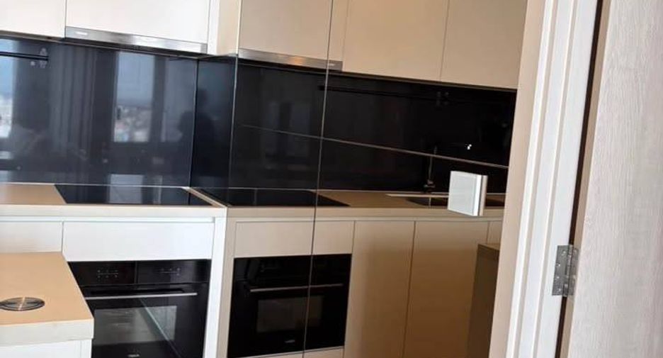 For rent 2 ベッドルーム condo in Watthana, Bangkok