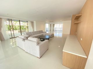 For rent 4 bedrooms condo in Khlong Toei, Bangkok