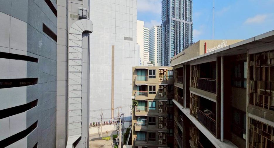 出租 2 卧室 公寓 在 Khlong Toei, 曼谷