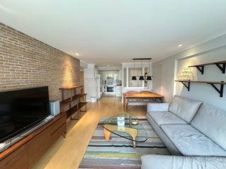 Condo en alquiler y en venta de 2 habitaciones en Watthana, Bangkok