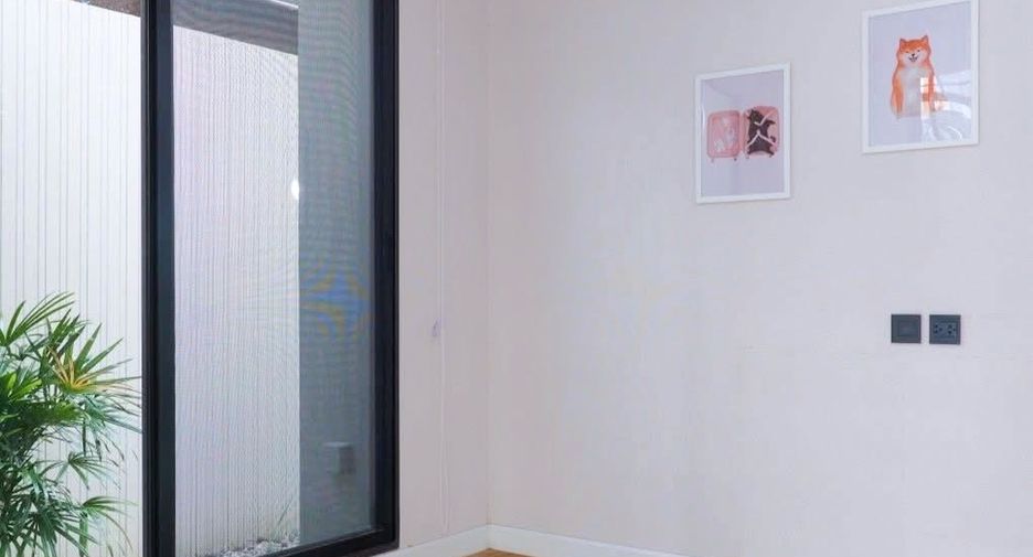 For rent そして for sale 3 ベッドルーム house in Phra Khanong, Bangkok