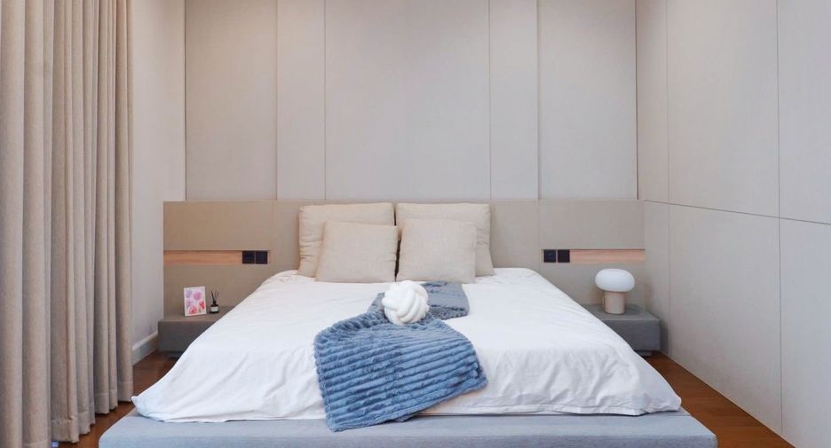 For rent そして for sale 3 ベッドルーム house in Phra Khanong, Bangkok