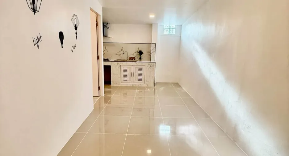 For sale 4 bedrooms townhouse in Bang Lamung, Chonburi