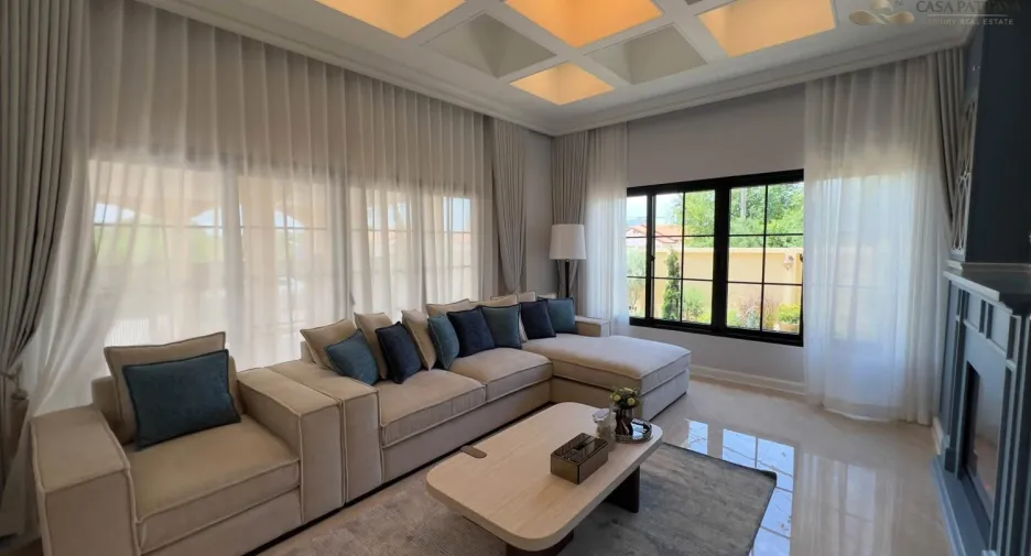 Villa zum Kauf mit 5 Zimmer in Jomtien, Pattaya